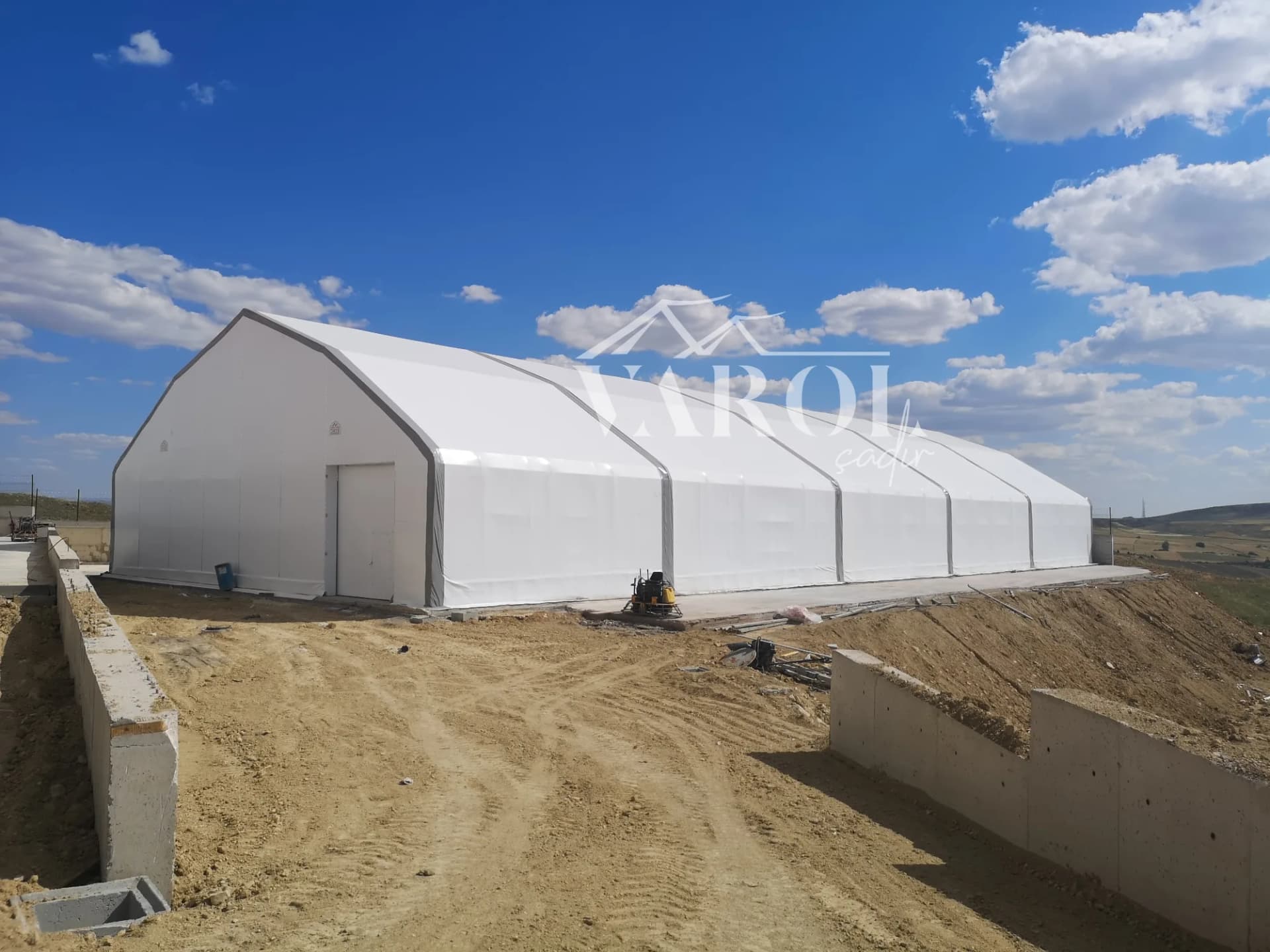 Logistics tent
