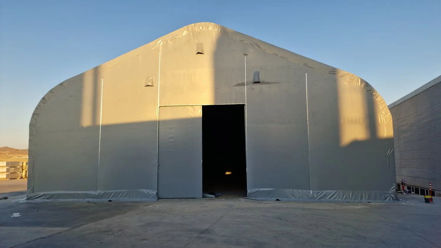 Mining site tent
